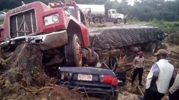 Photos: Trailer Crushes Car In Horrific Accident In Cross River State